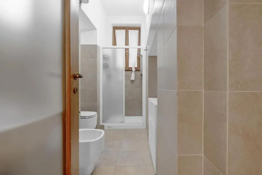 Homely Flat St Lorenzo Milano