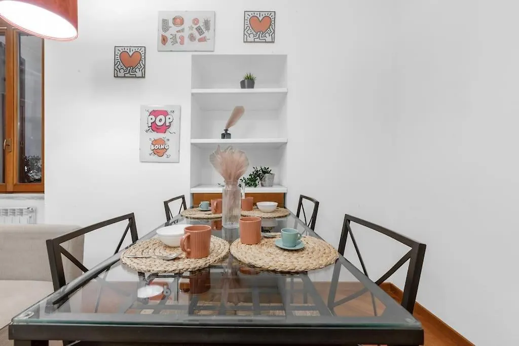 Homely Flat St Lorenzo Milano Daire