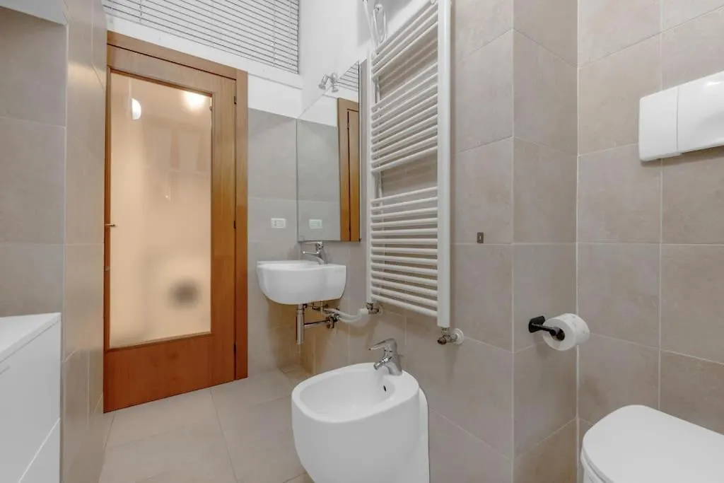 Homely Flat St Lorenzo Milano 0*,