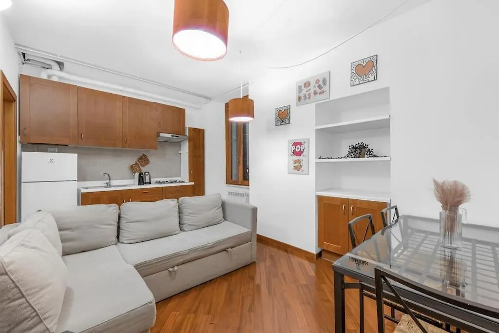 Daire Homely Flat St Lorenzo Milano İtalya